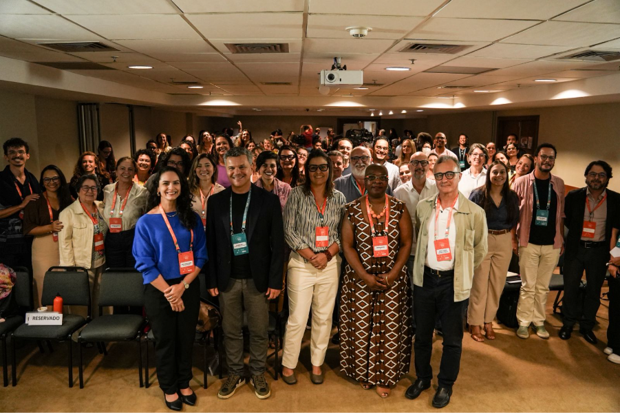 II Encontro Nacional da Rede ColaboraAPS inicia atividades com debate sobre reconhecimento social e desafios da Atenção Primária à Saúde