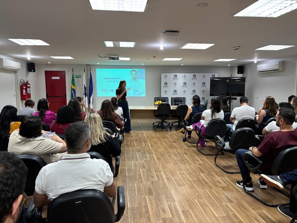 Ação de qualificação da atenção primária no território